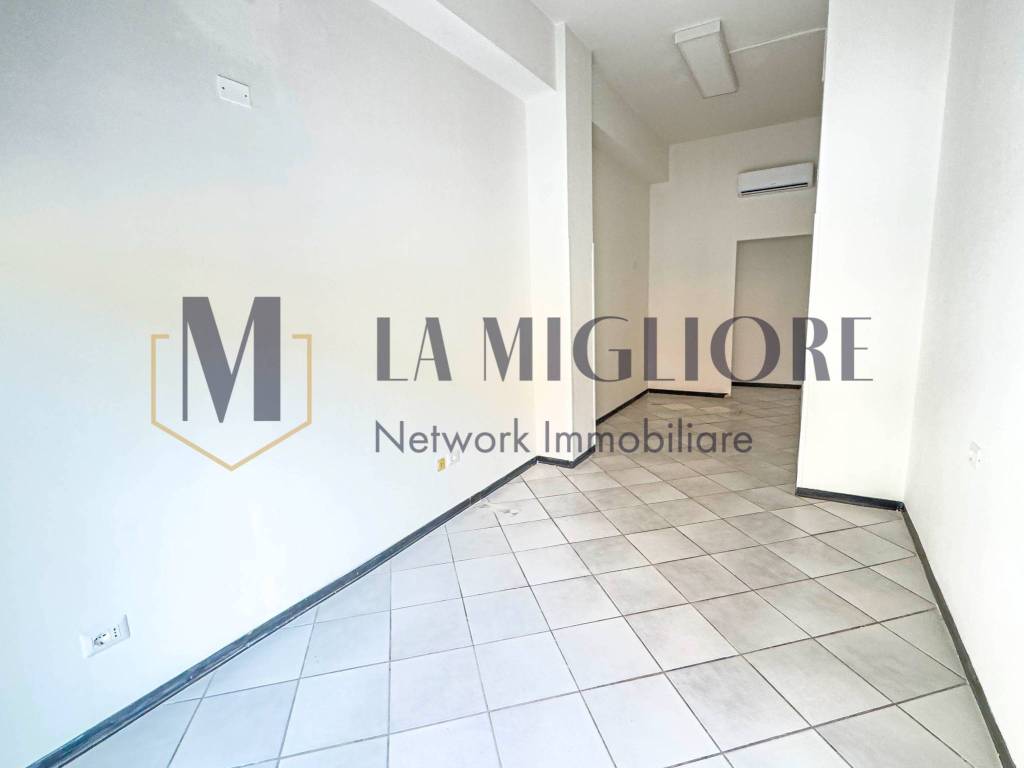ufficio in affitto a Pistoia in zona Stadio