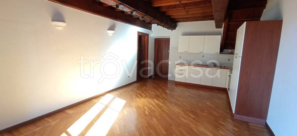 appartamento in affitto a Pistoia in zona Centro Città