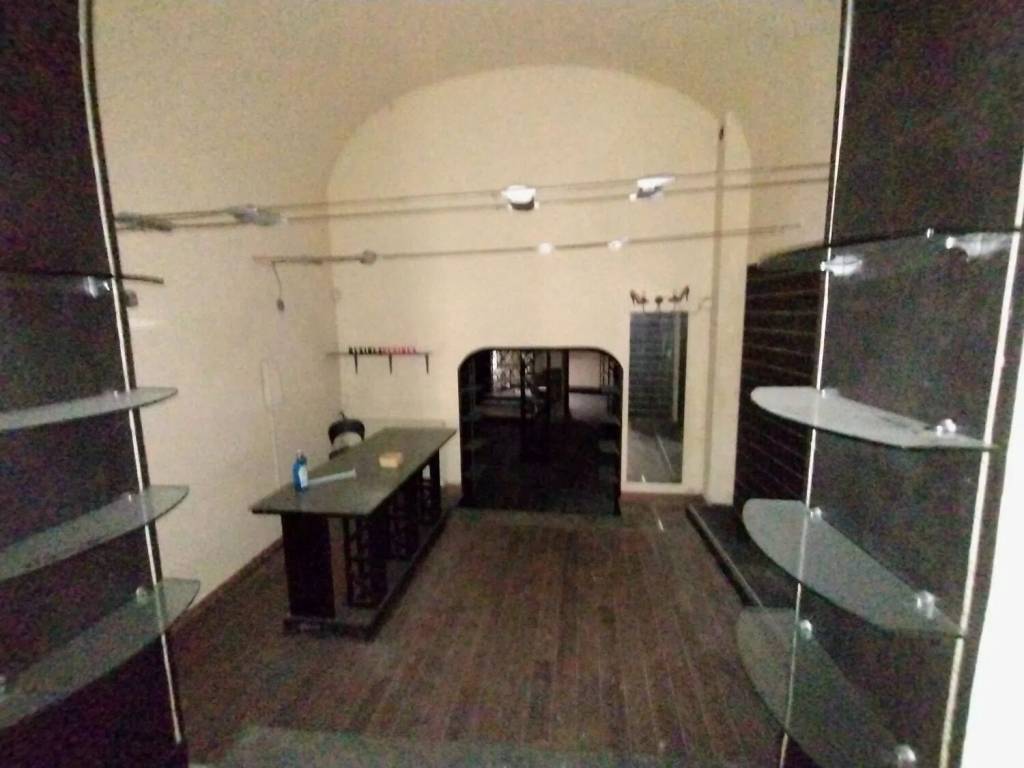 negozio in affitto a Pistoia in zona Centro Città