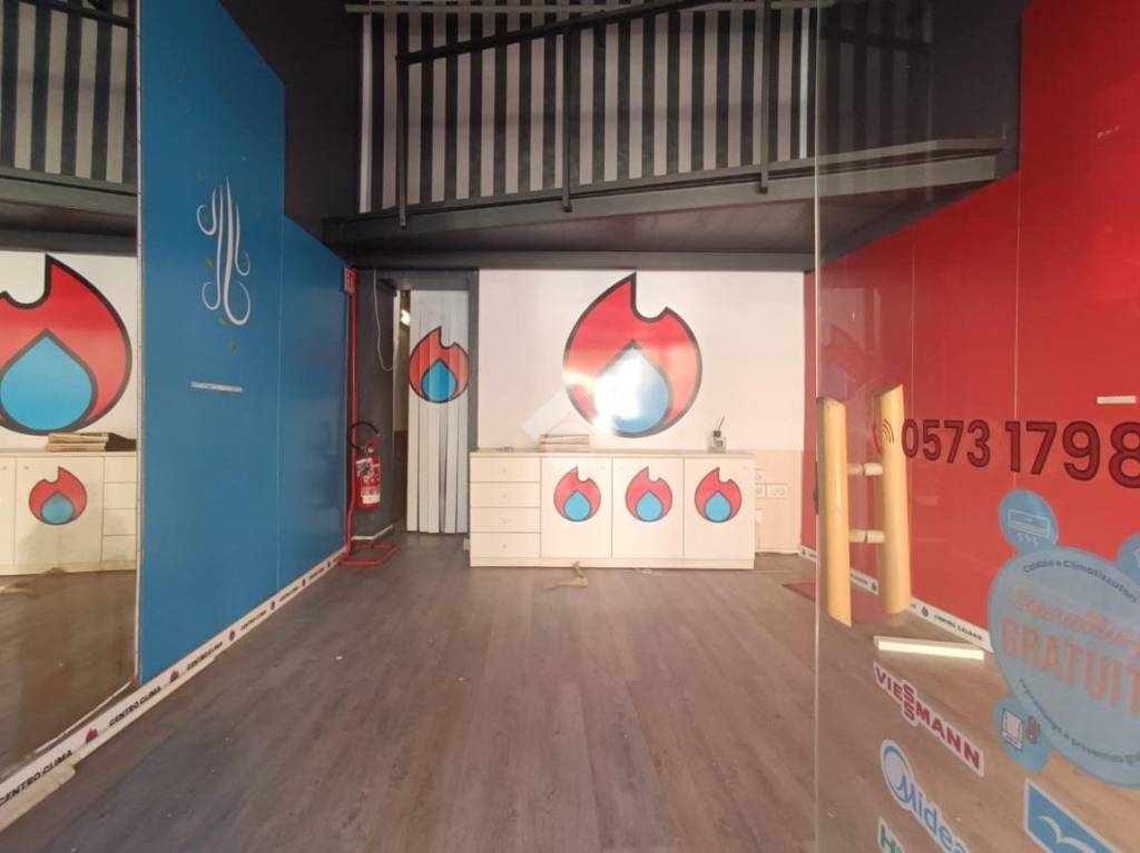 negozio in affitto a Pistoia in zona Centro Città