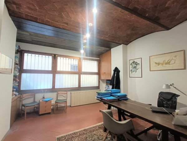 ufficio in affitto a Pistoia in zona Centro Città