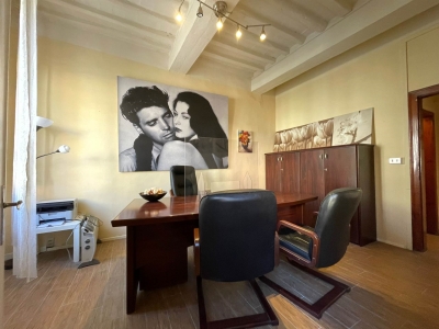 ufficio in affitto a Pistoia in zona Centro Città