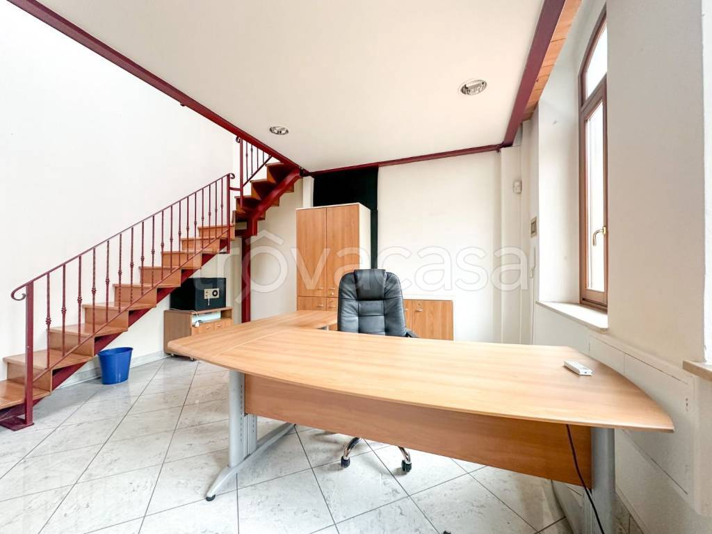 ufficio in affitto a Pistoia in zona Centro Città