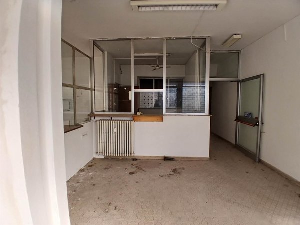 negozio in affitto a Pistoia in zona Centro Città