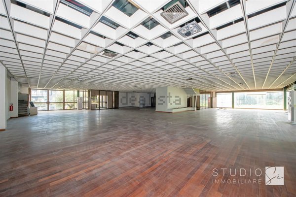 capannone in affitto a Pistoia