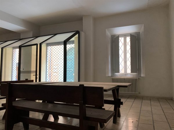 trivano in affitto a Pistoia in zona Centro Città