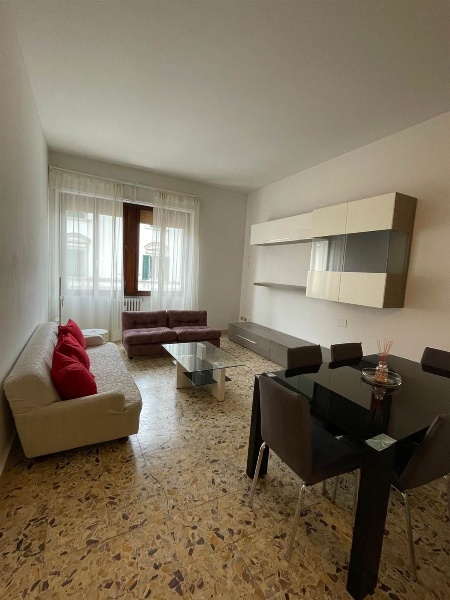 appartamento in affitto a Pistoia in zona Centro Città