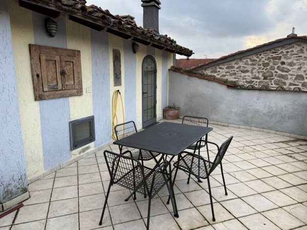 appartamento in affitto a Pistoia in zona Baggio