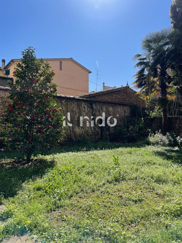 ufficio in affitto a Pistoia in zona Centro Città