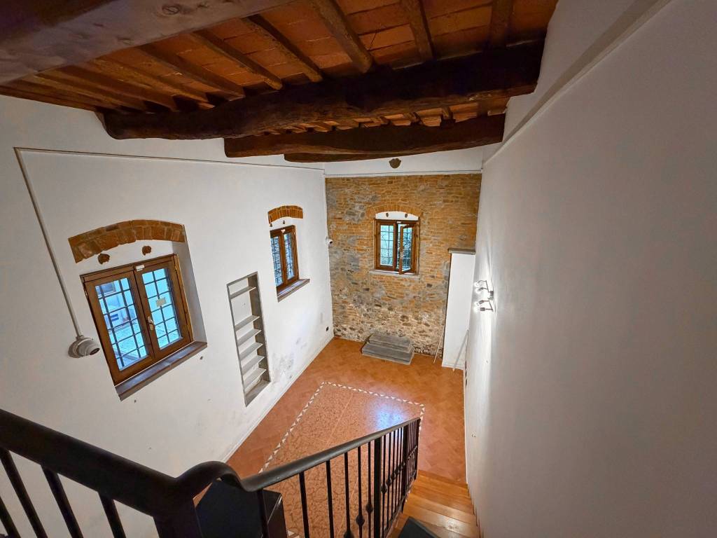 negozio in affitto a Pistoia in zona Centro Città