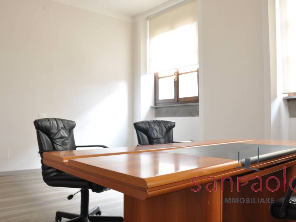 ufficio in affitto a Pistoia in zona Centro Città