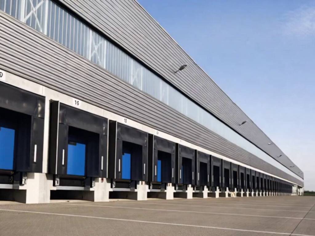 locale commerciale in affitto a Pistoia