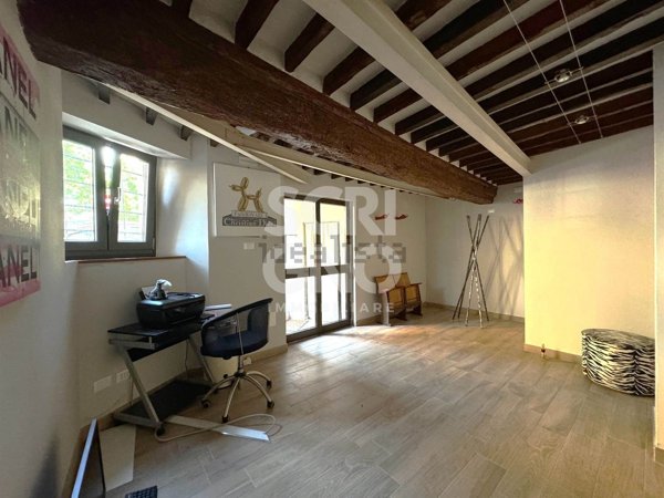 ufficio in affitto a Pistoia in zona Centro Città