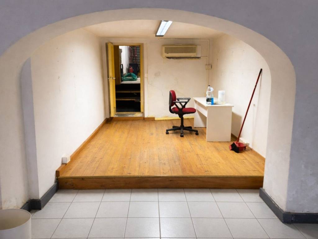 negozio in affitto a Pistoia in zona Centro Città