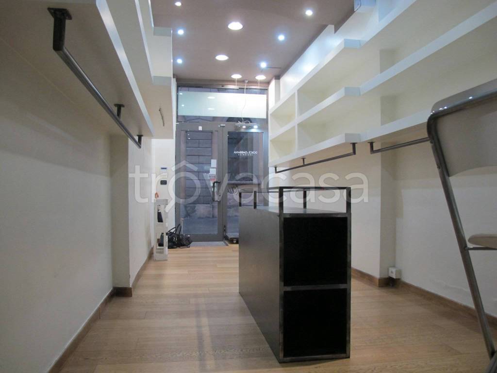 negozio in affitto a Pistoia in zona Centro Città