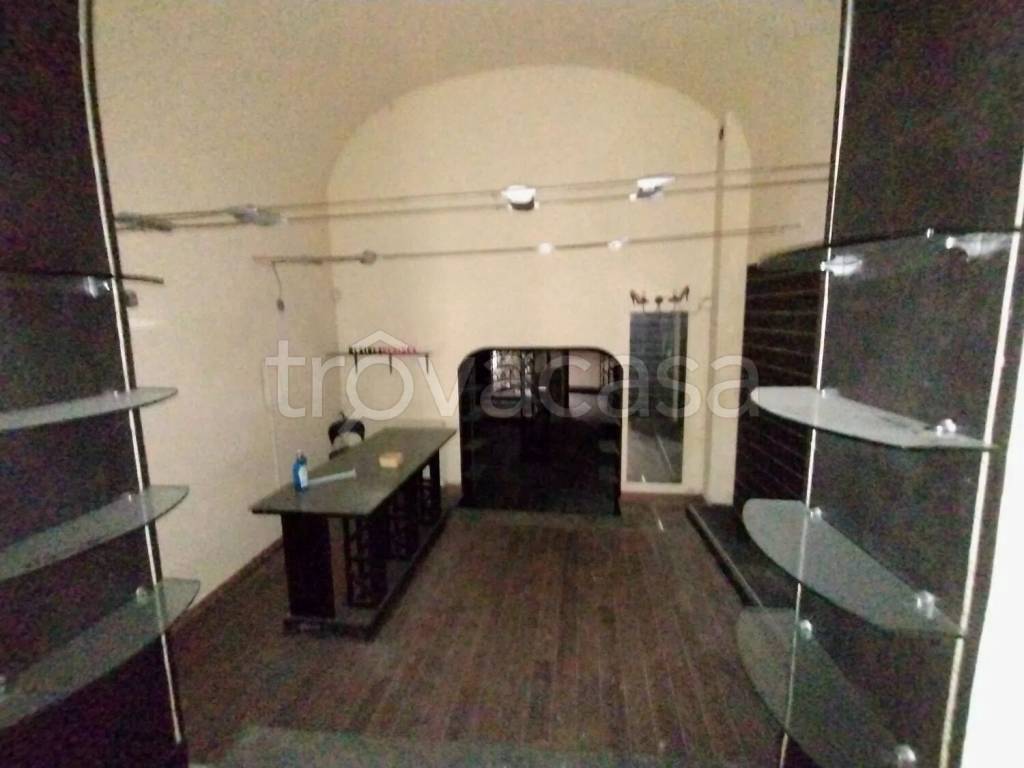 negozio in affitto a Pistoia in zona Centro Città
