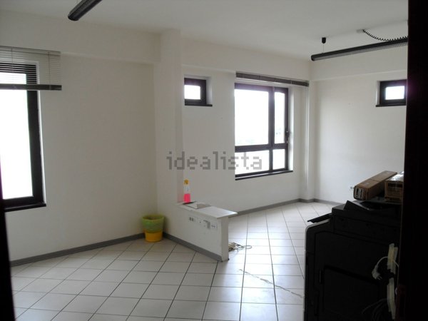 ufficio in affitto a Pistoia