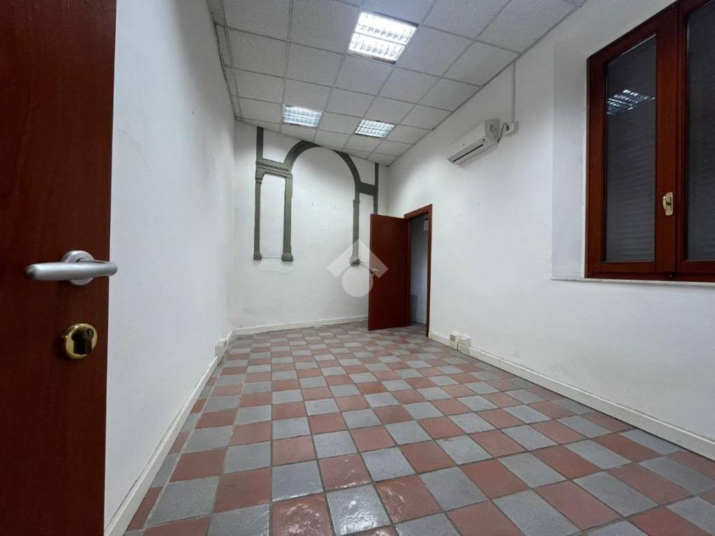 ufficio in affitto a Pistoia in zona Centro Città