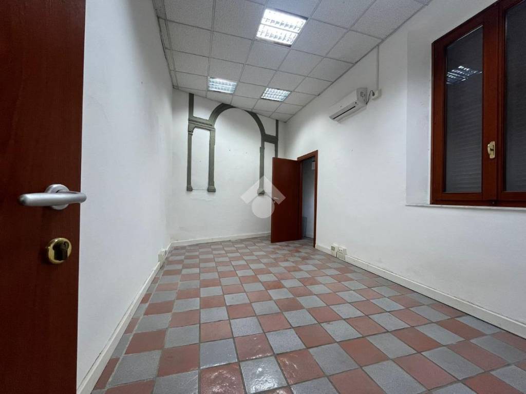 ufficio in affitto a Pistoia in zona Centro Città