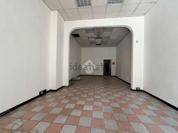 negozio in affitto a Pistoia in zona Centro Città