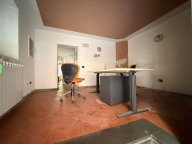 negozio in affitto a Pistoia in zona Centro Città