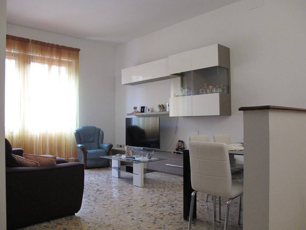 appartamento in affitto a Pistoia in zona Centro Città