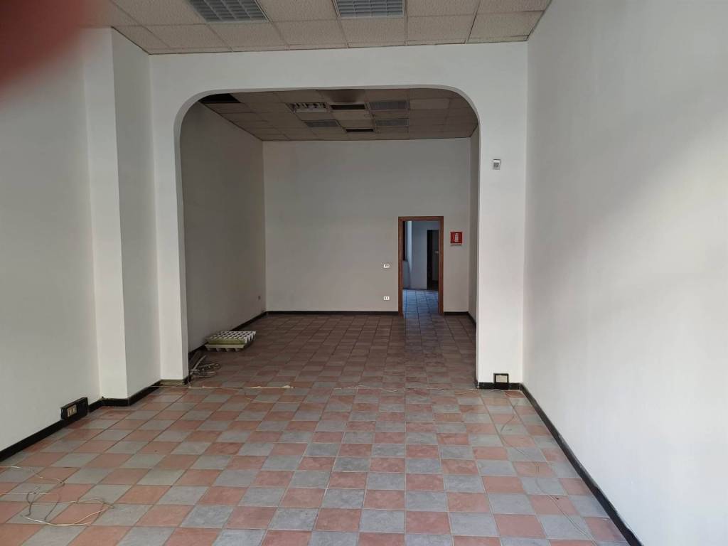 negozio in affitto a Pistoia in zona Centro Città