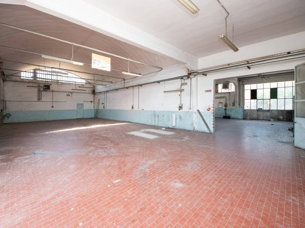locale commerciale in affitto a Pistoia
