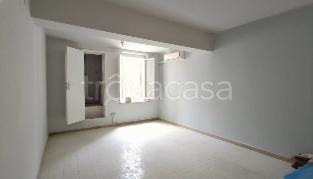 ufficio in affitto a Pistoia in zona Centro Città