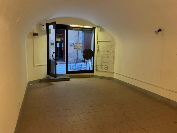 locale commerciale in affitto a Pistoia in zona Centro Città