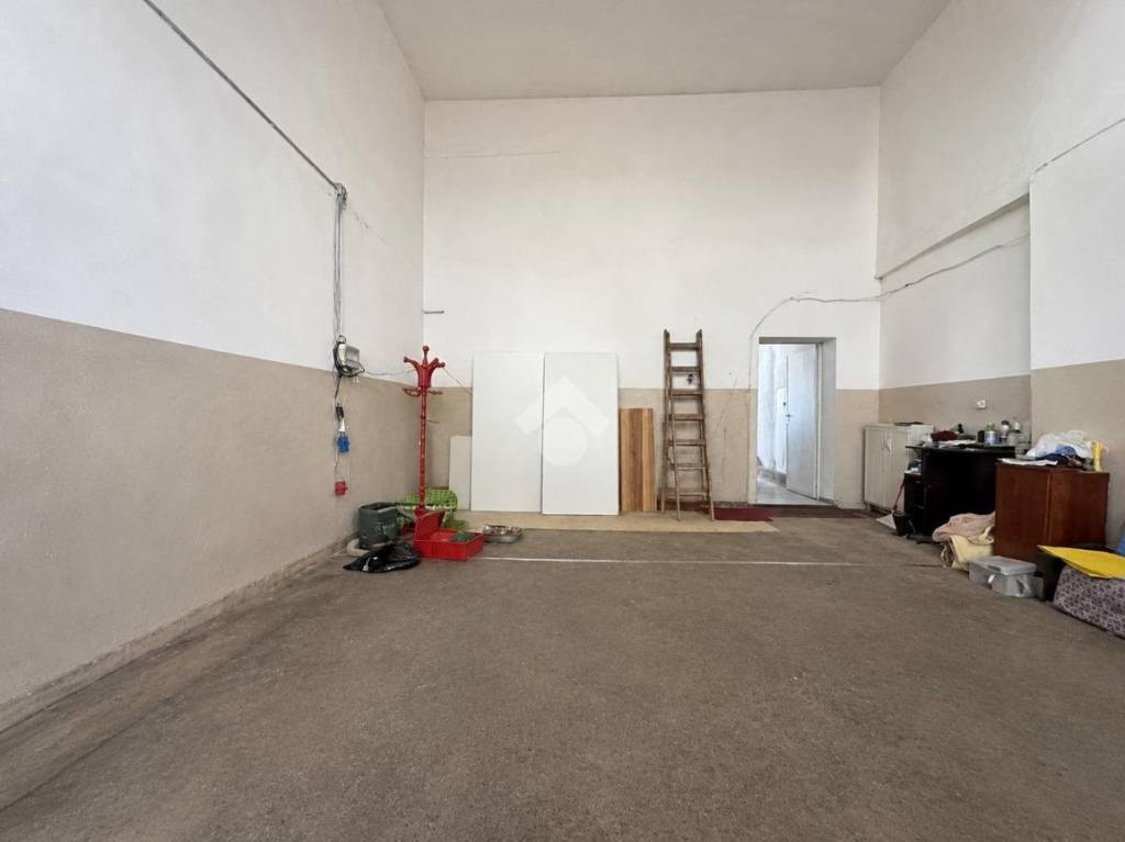 negozio in affitto a Pistoia in zona Centro Città