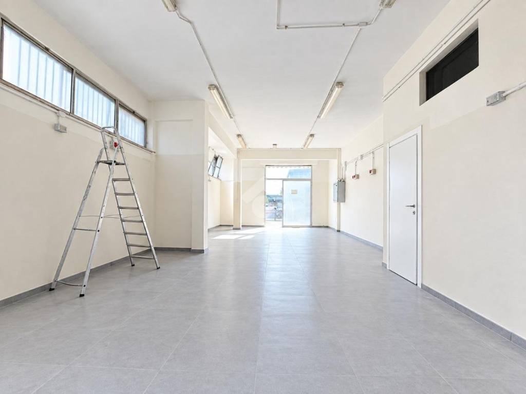 locale commerciale in affitto a Pistoia