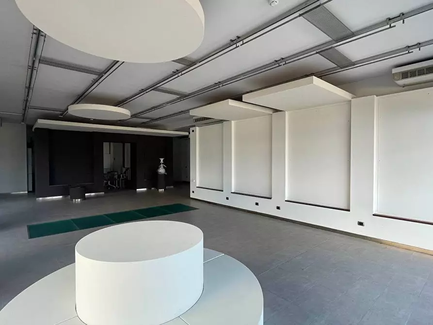 locale commerciale in affitto a Ponte Buggianese