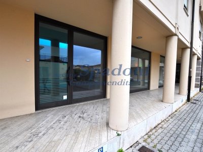 negozio in affitto a Ponte Buggianese