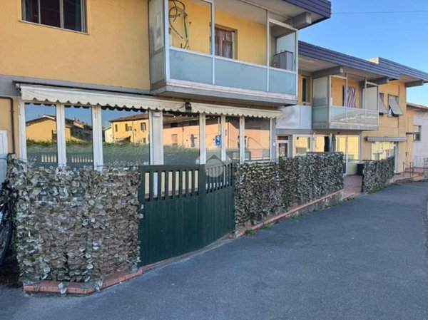 negozio in affitto a Ponte Buggianese