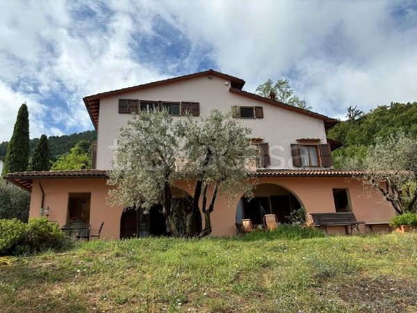 casa indipendente in affitto a Quarrata in zona Montemagno