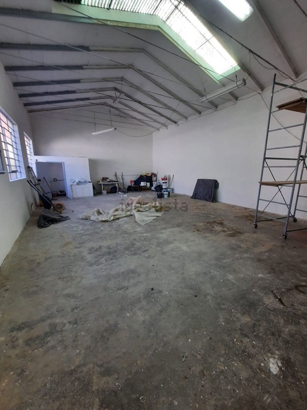 capannone in affitto a Quarrata