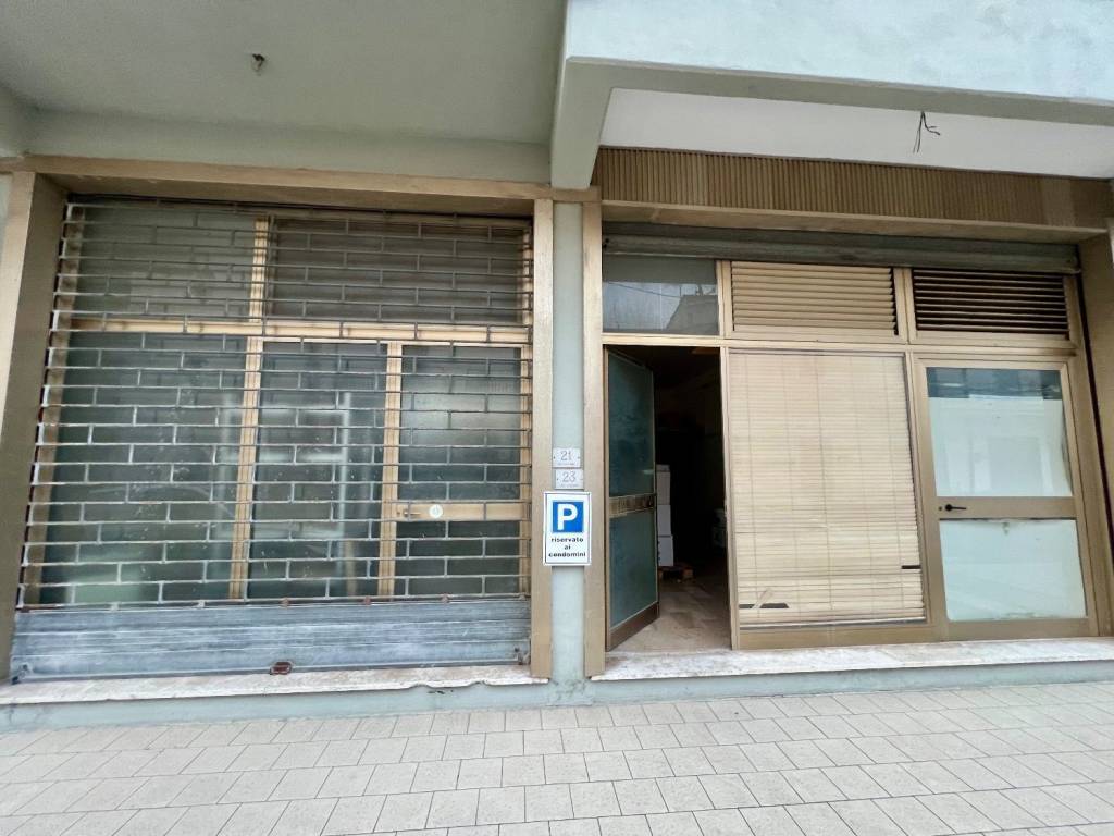 locale commerciale in affitto a Quarrata