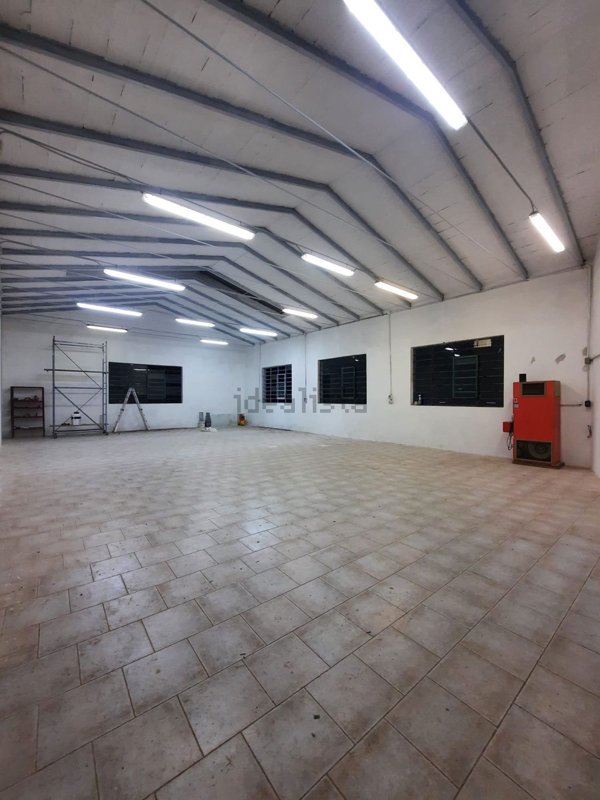 capannone in affitto a Quarrata