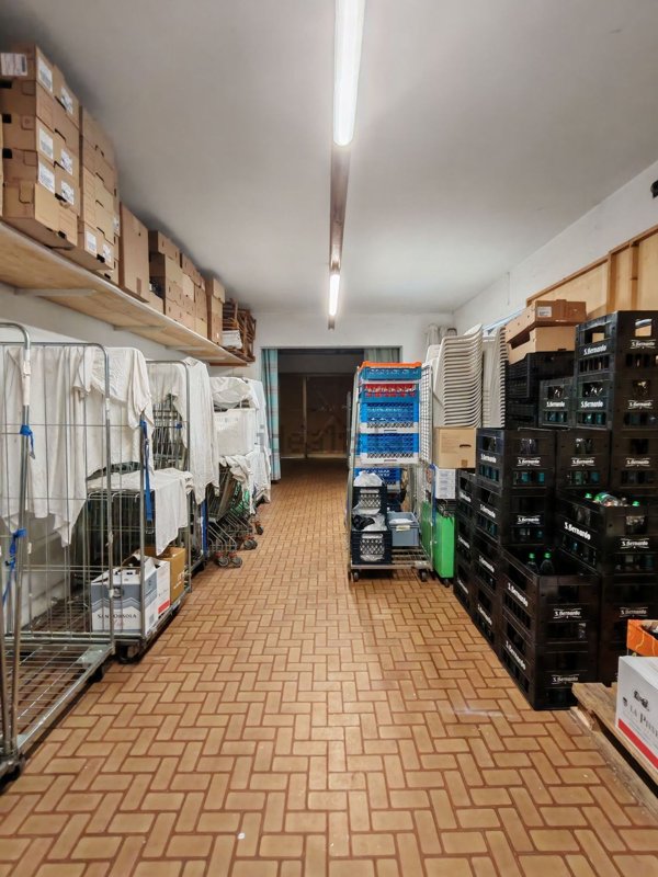 locale di sgombero in affitto a Quarrata in zona Ferruccia