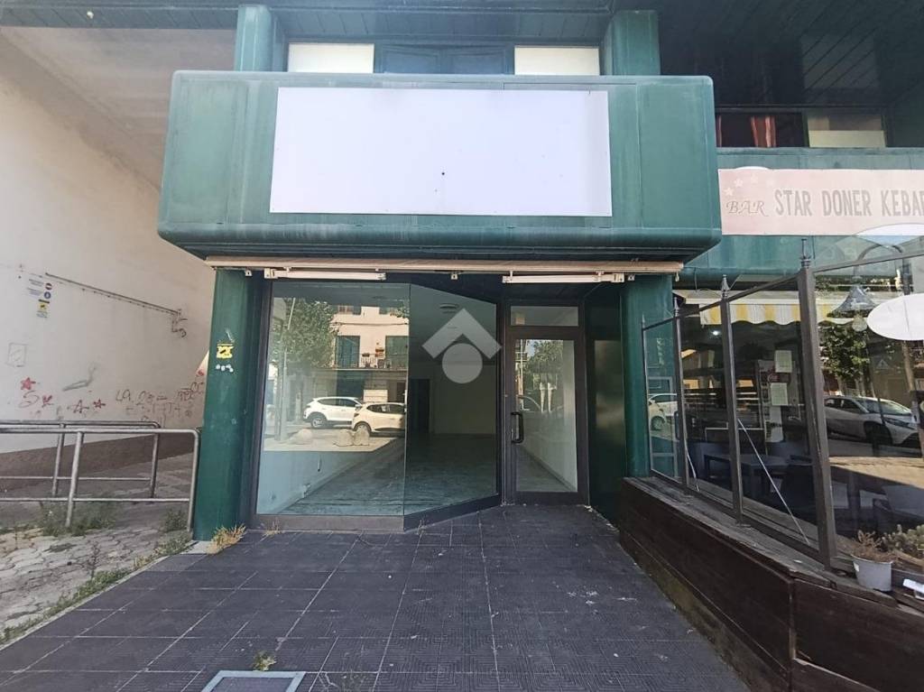 locale commerciale in affitto a Quarrata