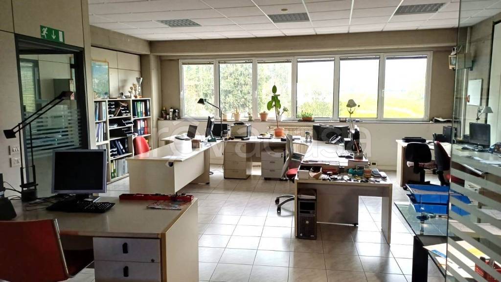 ufficio in affitto a Serravalle Pistoiese