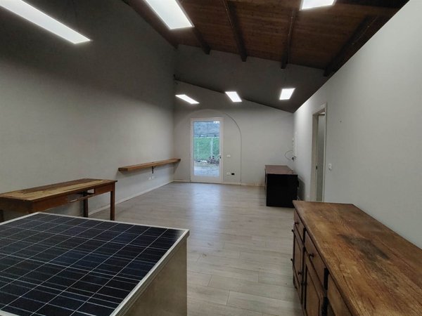 ufficio in affitto a Serravalle Pistoiese in zona Masotti