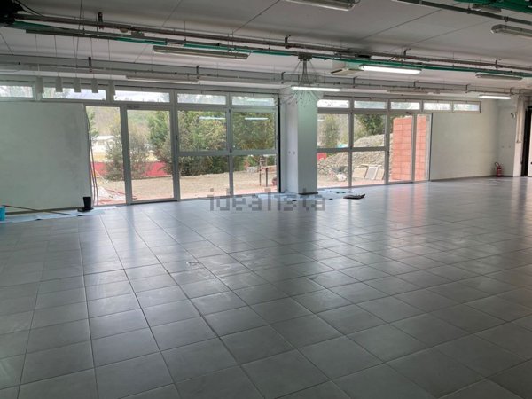 ufficio in affitto a Bagno a Ripoli in zona Grassina