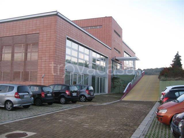 ufficio in affitto a Bagno a Ripoli in zona Grassina
