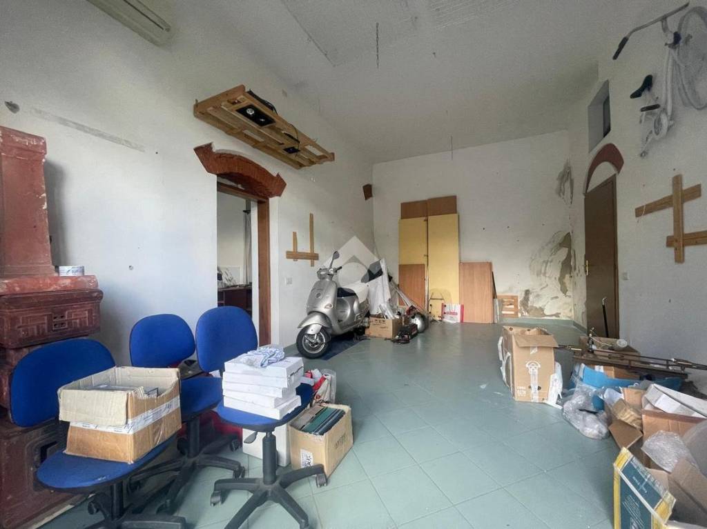 ufficio in affitto a Bagno a Ripoli in zona Ponte a Ema