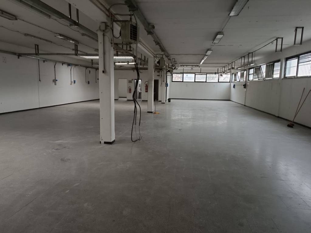 locale commerciale in affitto a Bagno a Ripoli in zona Antella