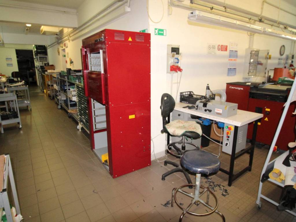 locale commerciale in affitto a Bagno a Ripoli in zona Grassina