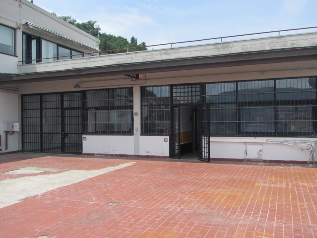 locale commerciale in affitto a Bagno a Ripoli in zona Antella