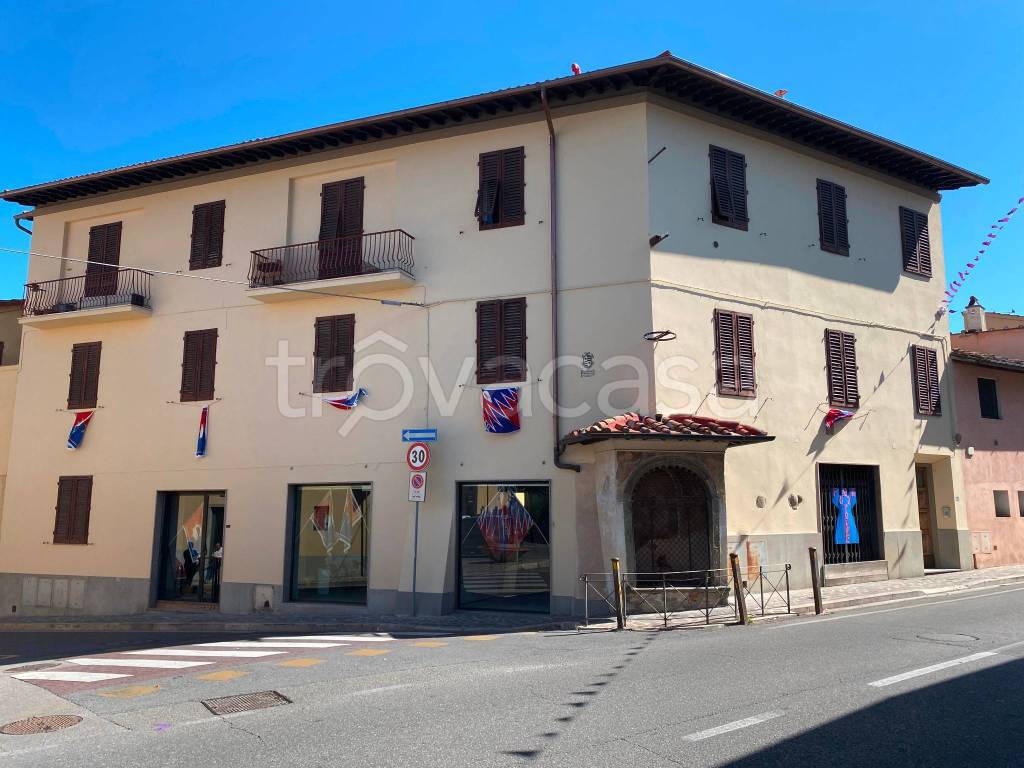 negozio in affitto a Bagno a Ripoli